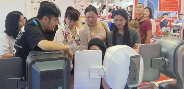 Shenzhen Zhimei Lihe Industrial Development Co., Ltd. Appeared at the Shanghai Beauty Expo with Three New Products, Which Surprised Everyone!